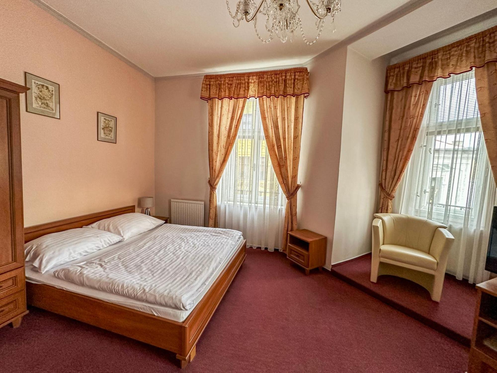 Hotel Ruzek Hranice  Exterior photo